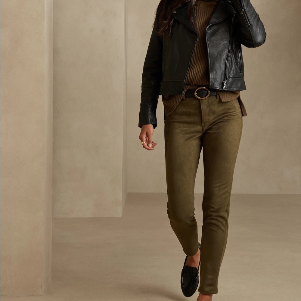 Vegan suede skinny jean- size 6/28” TALL
